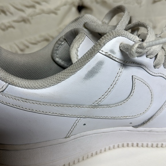 Men’s Nike Air Force 1’s - Picture 8 of 8